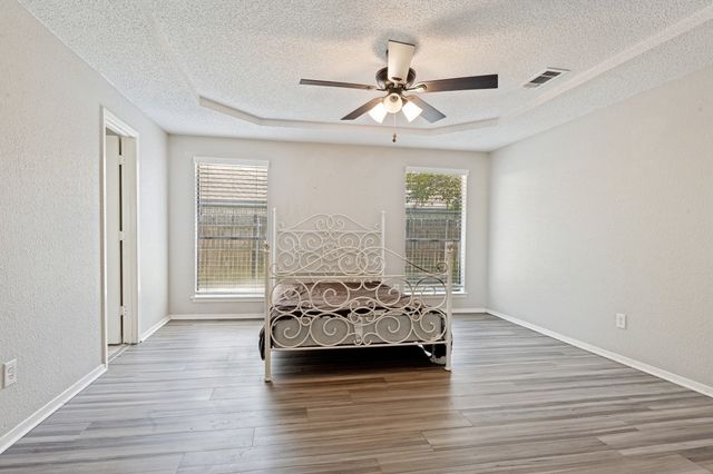 7100 Windhaven Road, North Richland Hills, TX 76182