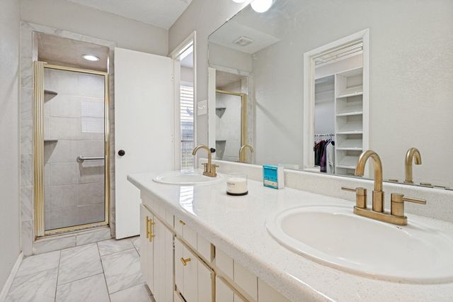 7100 Windhaven Road, North Richland Hills, TX 76182