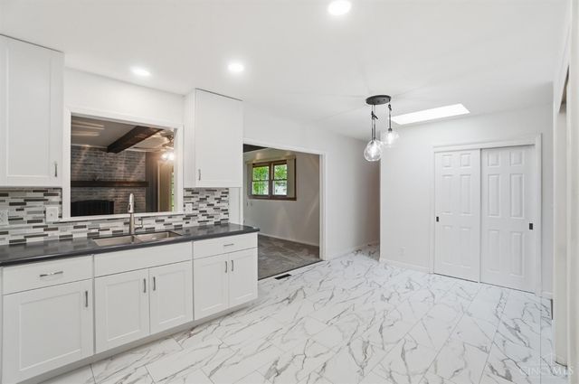 6473 Hendrickson Road, Middletown, OH 45044