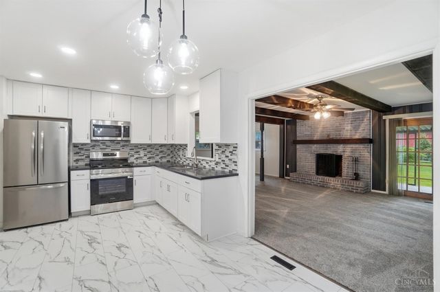 6473 Hendrickson Road, Middletown, OH 45044
