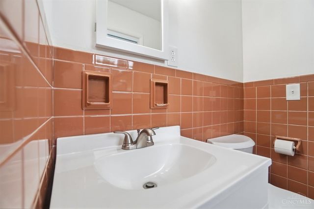 6473 Hendrickson Road, Middletown, OH 45044