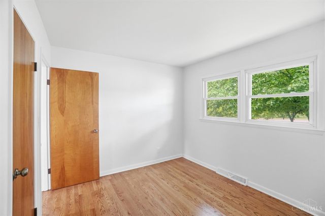 6473 Hendrickson Road, Middletown, OH 45044