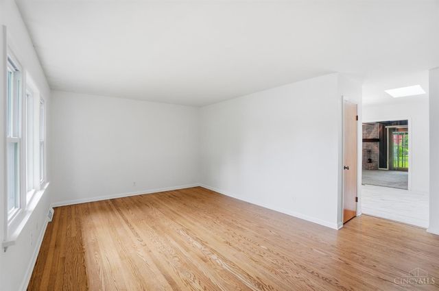 6473 Hendrickson Road, Middletown, OH 45044
