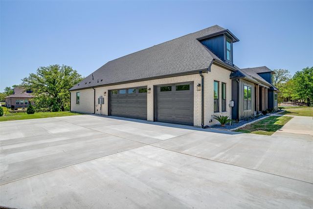 269 Sugartree Circle, Lipan, TX 76462
