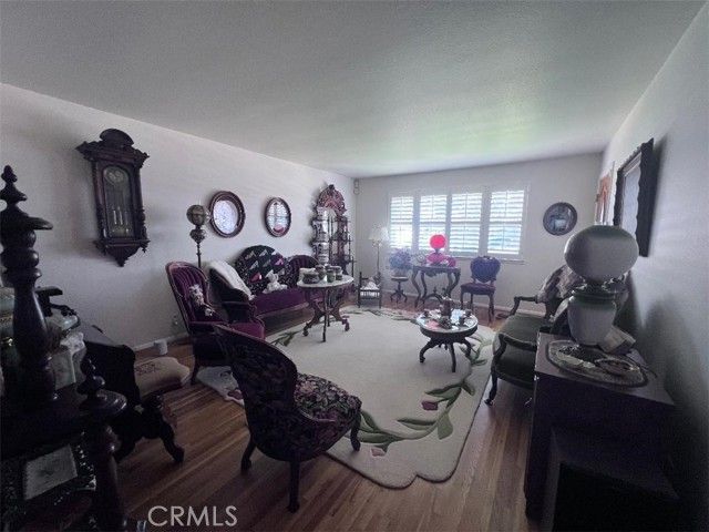 1541 S Thornburg, Santa Maria, CA 93458