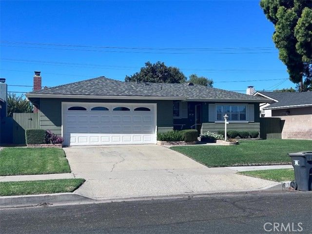 1541 S Thornburg, Santa Maria, CA 93458