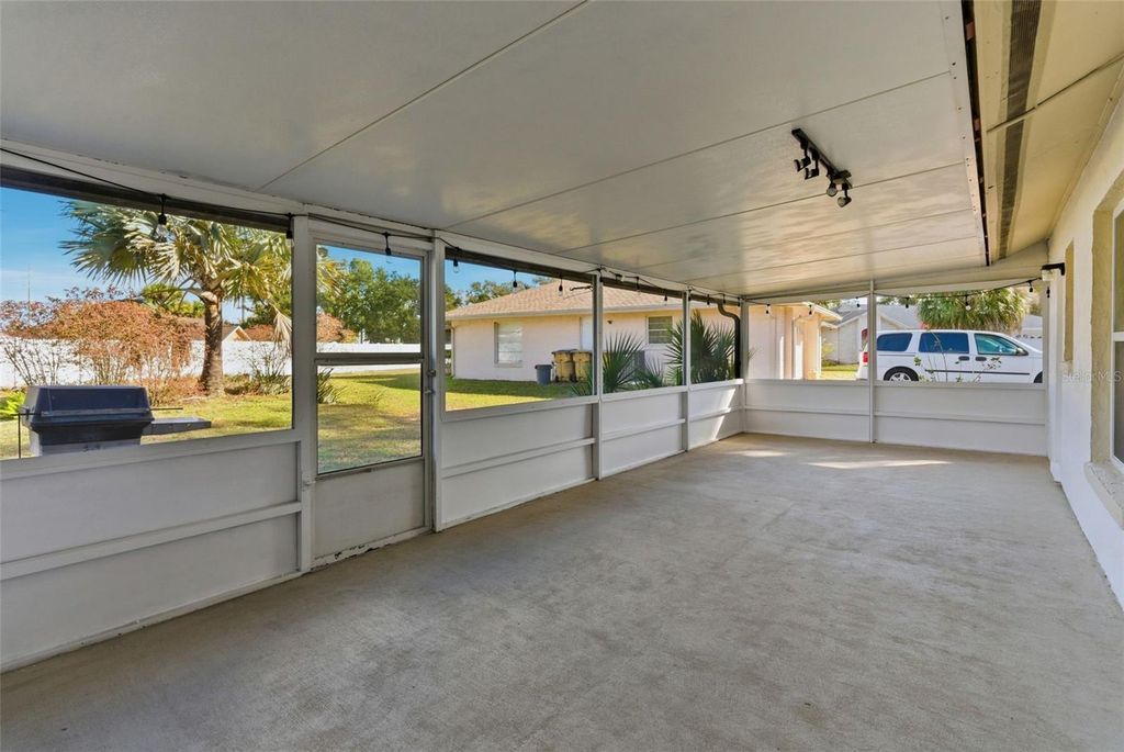 Image 32 of property listing at 935 AMY RIDGE COURT, Kissimmee, FL 34747