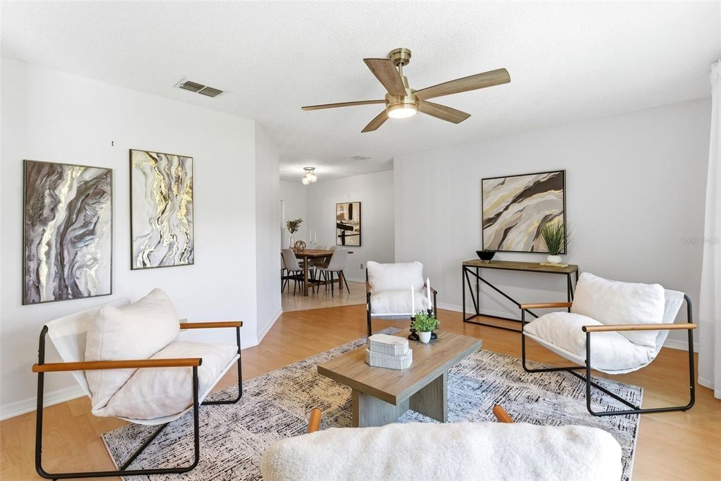 Image 7 of property listing at 935 AMY RIDGE COURT, Kissimmee, FL 34747