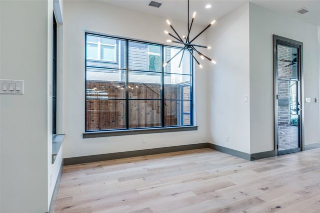 3716 W Beverly Drive, Dallas, TX 75209