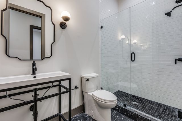 3716 W Beverly Drive, Dallas, TX 75209