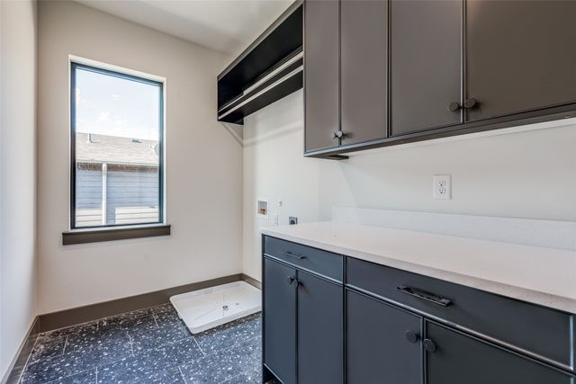 3716 W Beverly Drive, Dallas, TX 75209