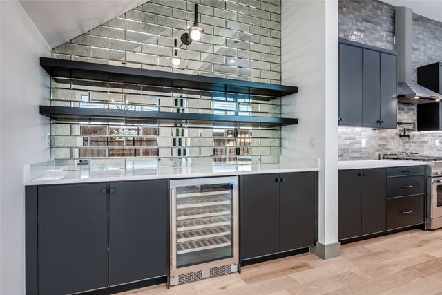 3716 W Beverly Drive, Dallas, TX 75209