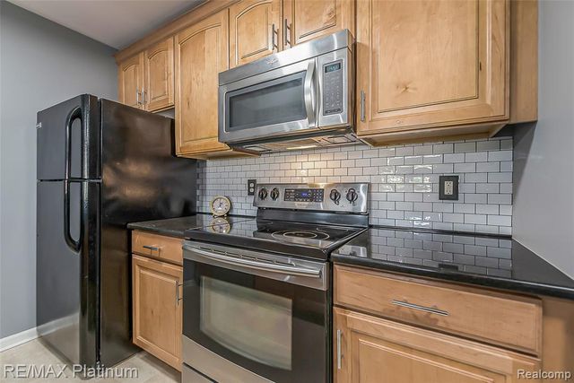 4004 Cornerstone Drive, Canton, MI 48188