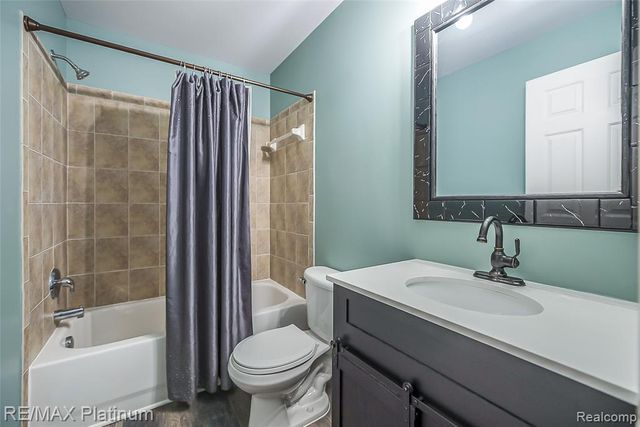 4004 Cornerstone Drive, Canton, MI 48188
