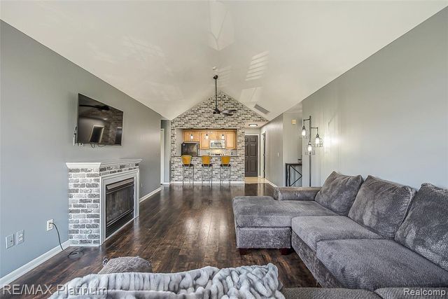 4004 Cornerstone Drive, Canton, MI 48188