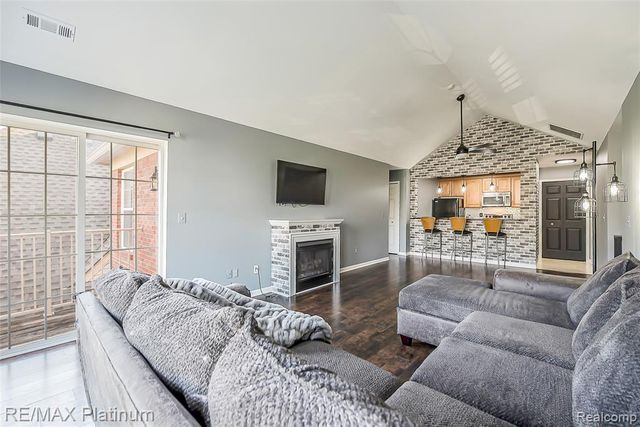 4004 Cornerstone Drive, Canton, MI 48188