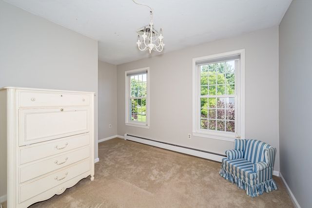 157 Rolling Meadow Dr, Holliston, MA 01746
