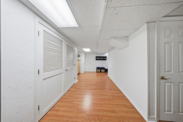 157 Rolling Meadow Dr, Holliston, MA 01746