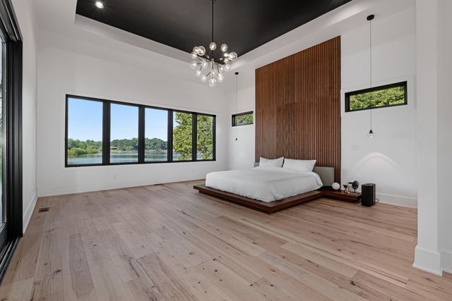 613 Waters Edge Dr, Estill Springs, TN 37330