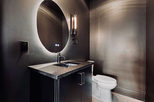 613 Waters Edge Dr, Estill Springs, TN 37330