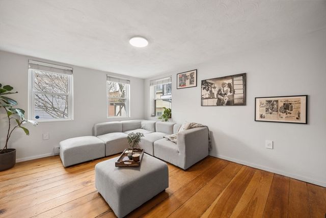 4 Mead Street Ct 0, Boston, MA 02129