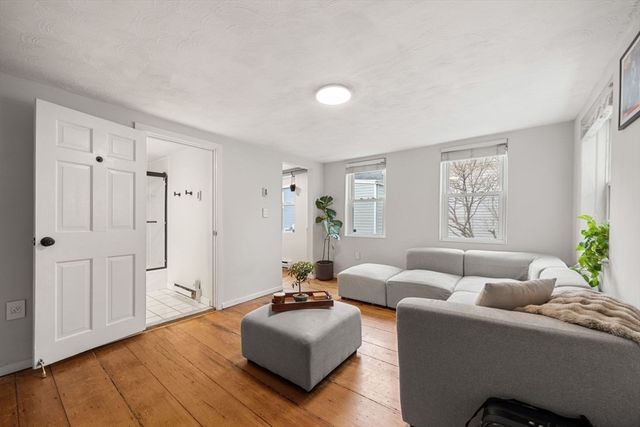 4 Mead Street Ct 0, Boston, MA 02129