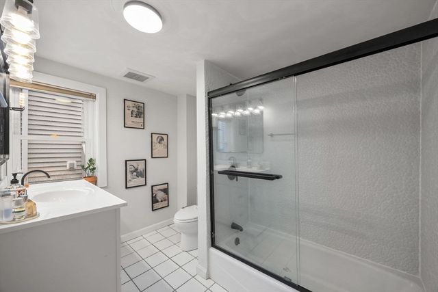 4 Mead Street Ct 0, Boston, MA 02129