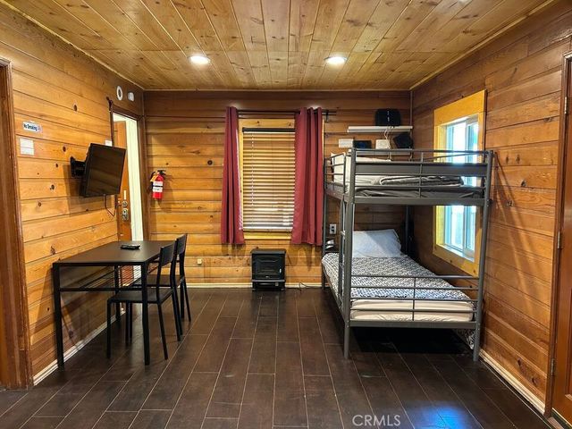 542 Highland Road, Big Bear Lake, CA 92315
