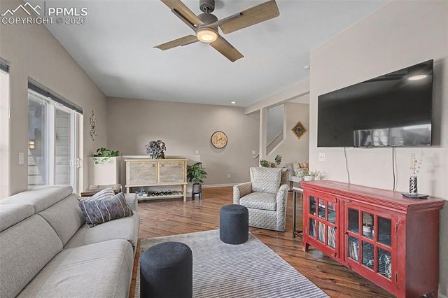 3986 Star View, Colorado Springs, CO 80907