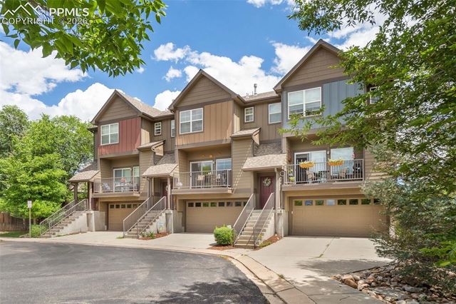 3986 Star View, Colorado Springs, CO 80907
