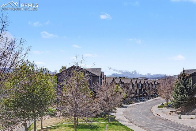 3986 Star View, Colorado Springs, CO 80907