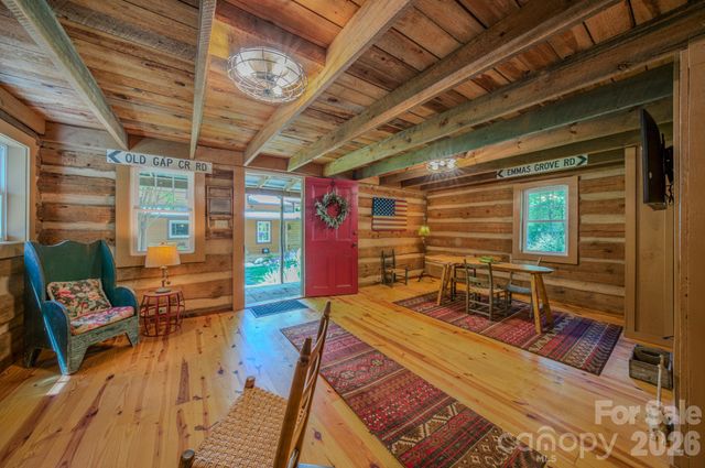 75 Old Gap Creek Road, Fairview, NC 28730