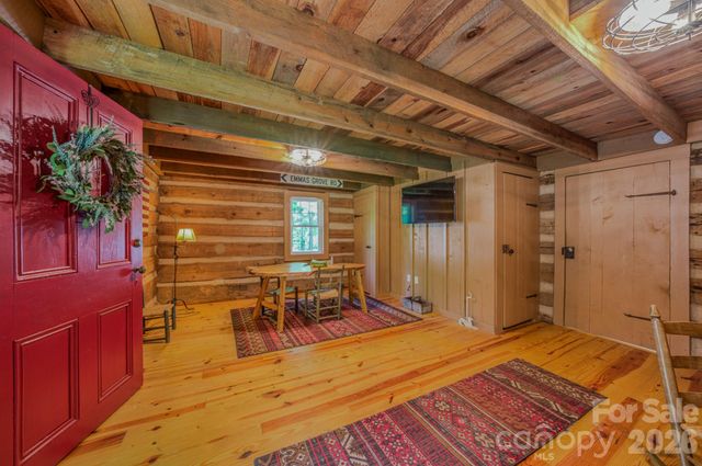 75 Old Gap Creek Road, Fairview, NC 28730