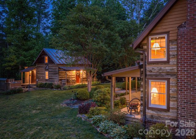 75 Old Gap Creek Road, Fairview, NC 28730