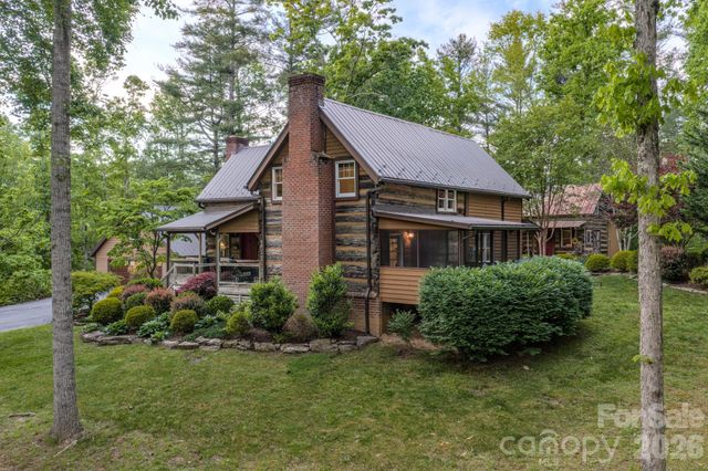 75 Old Gap Creek Road, Fairview, NC 28730