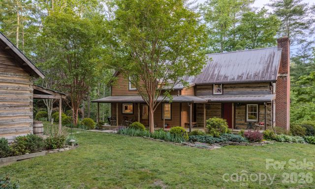75 Old Gap Creek Road, Fairview, NC 28730