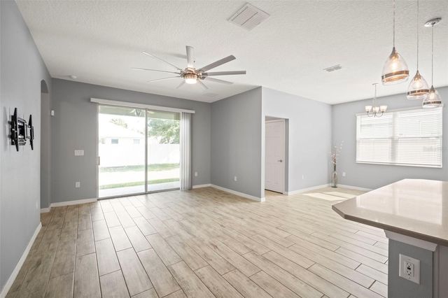 3261 BETHPAGE LOOP, Mount Dora, FL 32757