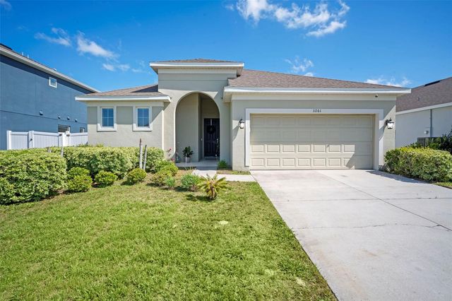 3261 BETHPAGE LOOP, Mount Dora, FL 32757