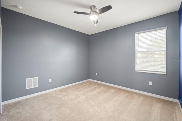 3261 BETHPAGE LOOP, Mount Dora, FL 32757