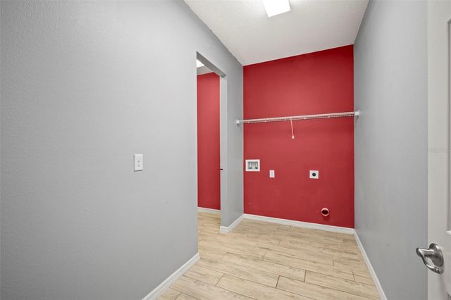 3261 BETHPAGE LOOP, Mount Dora, FL 32757