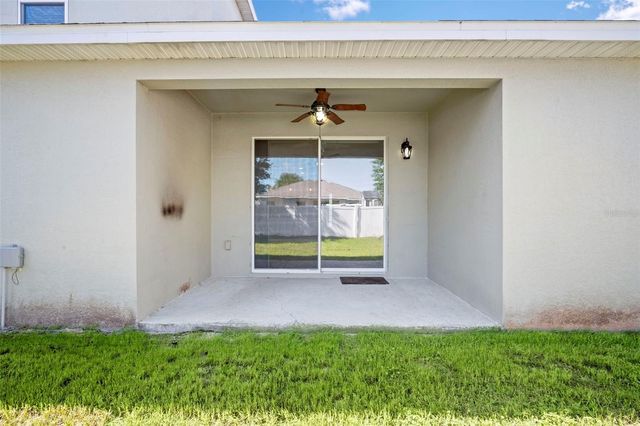 3261 BETHPAGE LOOP, Mount Dora, FL 32757