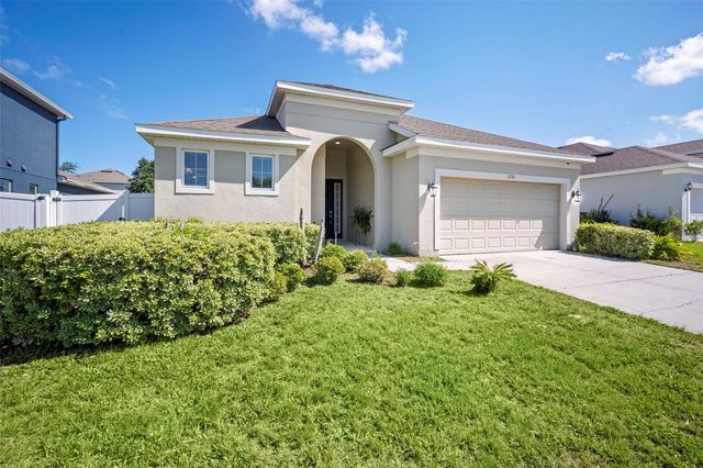 3261 BETHPAGE LOOP, Mount Dora, FL 32757