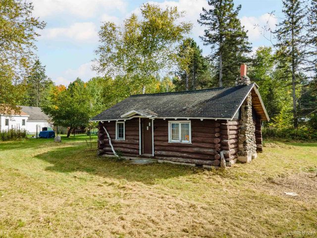 152 Jarvi Road, Crystal Falls, MI 49935