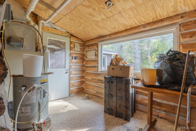 152 Jarvi Road, Crystal Falls, MI 49935