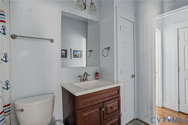 216 Cooke Ln, Bumpass, VA 23024