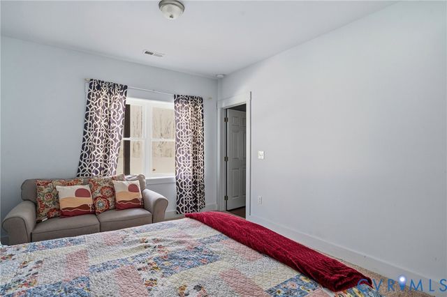 216 Cooke Ln, Bumpass, VA 23024