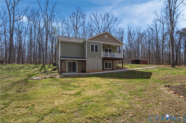 216 Cooke Ln, Bumpass, VA 23024