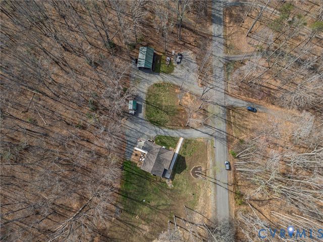 216 Cooke Ln, Bumpass, VA 23024