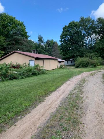 15070 Rapids Drive, Hersey, MI 49639