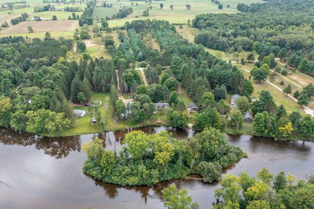 15070 Rapids Drive, Hersey, MI 49639